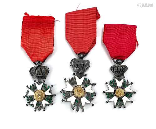 FRANCE ORDRE DE LA LEGION D'HONNEUR Trois étoiles de che...