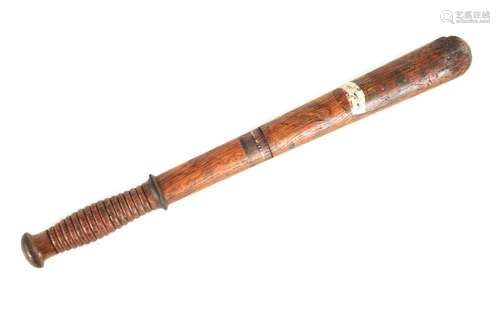 AN UNUSUAL 19TH CENTURY POLICEMANÕS TRUNCHEON WITH ENCLOSED ...
