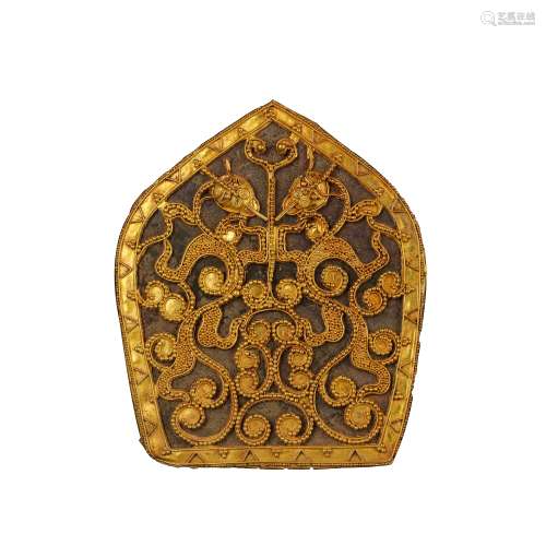 CHINA'S WARRING STATES PERIOD BRONZE ORNAMENTS INLAID GOLD A...