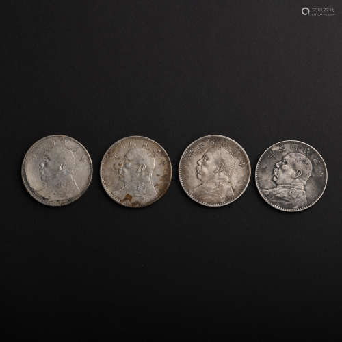 A SET OF MODERN CHINESE PURE SILVER COINS