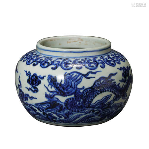 XUANDE BLUE AND WHITE JAR, MING DYNASTY, CHINA, 15TH CENTURY