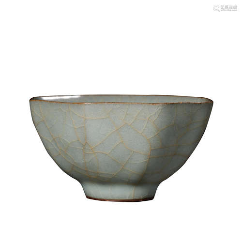 LONGQUAN WARE CUP, SOUTHERN SONG DYNASTY, CHINA, 12TH CENTUR...