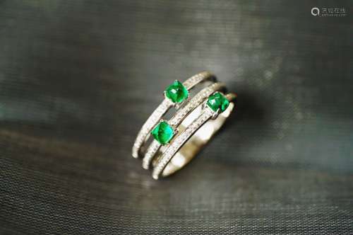 天然swat斯瓦特祖母绿戒指