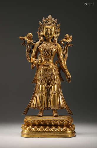 Bronze gilt upright statue of Guan Yin in qing Dynasty