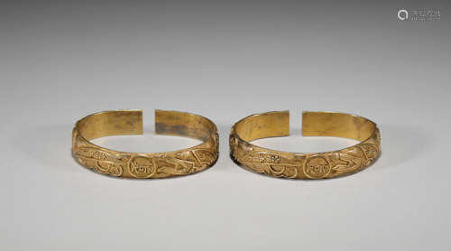 A pair of qing dynasty silver gilt bracelets