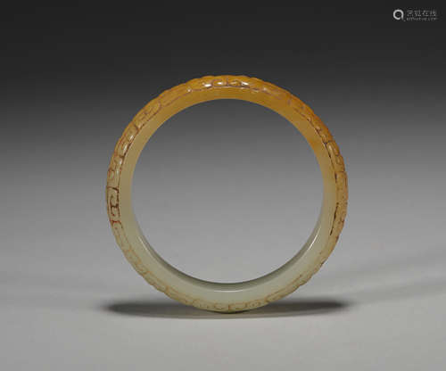 Jade bracelet of warring States period