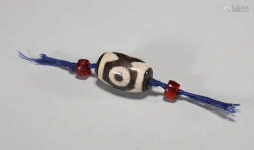 Tang Dynasty three eyes sky beads