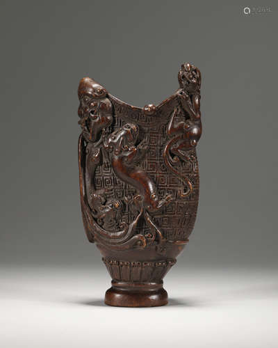 Aloes dragon cup from the Qing Dynasty