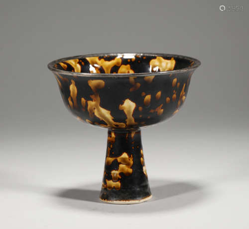 Jizhou kiln goblet was produced in Song Dynasty of China