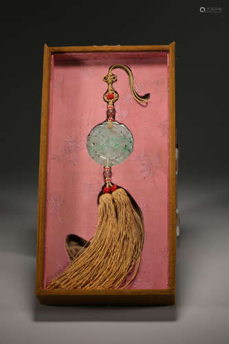 Jade round card hanging decoration of qing Dynasty