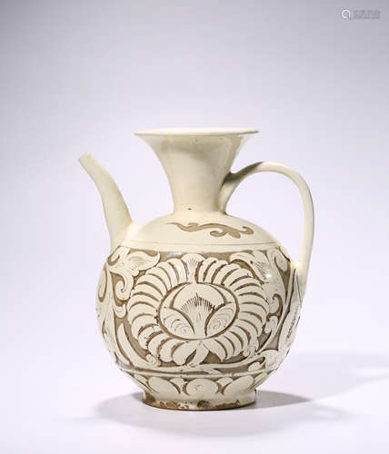 Cizhou kiln cut flower ewer