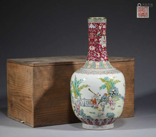 Qing Dynasty, pink boy happy bottle