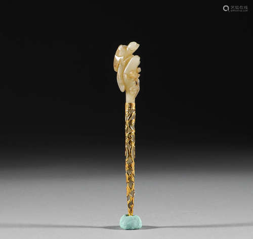 In Song Dynasty, Hotan jade wrapped gold hairpin