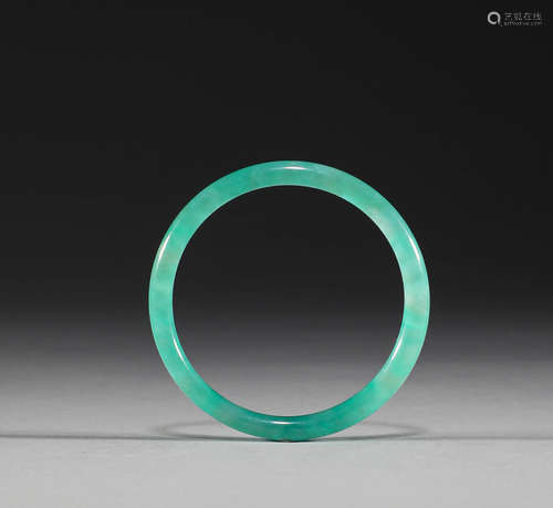 Jade bracelet in Qing Dynasty