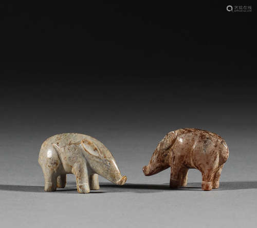 In the Han Dynasty, Hotan jade pigs were a pair