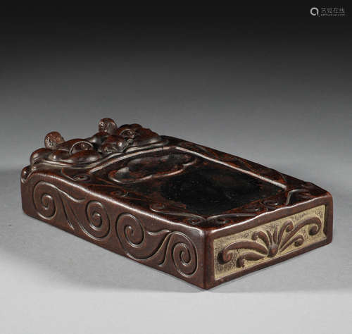 Purple sand inkstone in Qing Dynasty