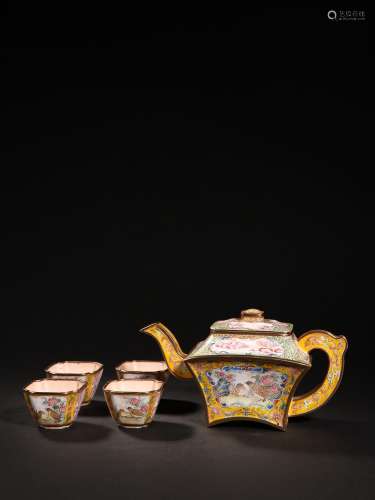 清 铜胎画珐琅茶壶茶杯一套