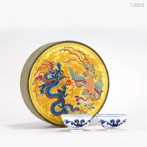 MING XUANDE BLUE & WHITE SMALL BOWLS IN BOX