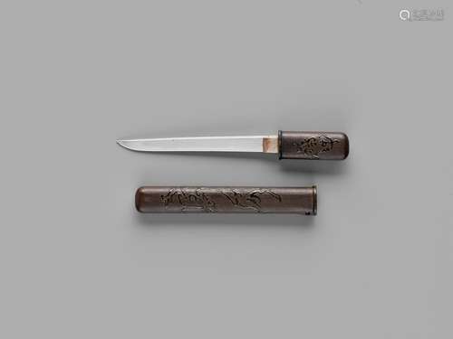 A TANTO IN KOSHIRAE