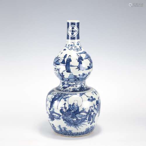 MING BLUE & WHITE GOURD BOTTLE