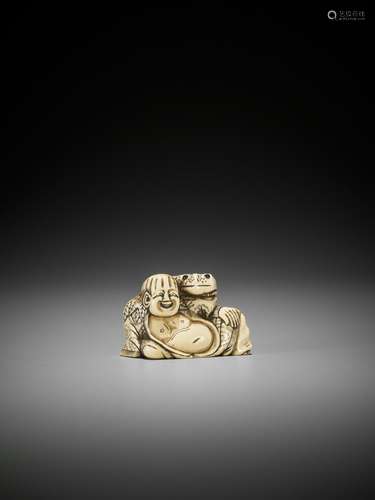 YOSHINAO: AN IVORY NETSUKE OF GAMA SENNIN