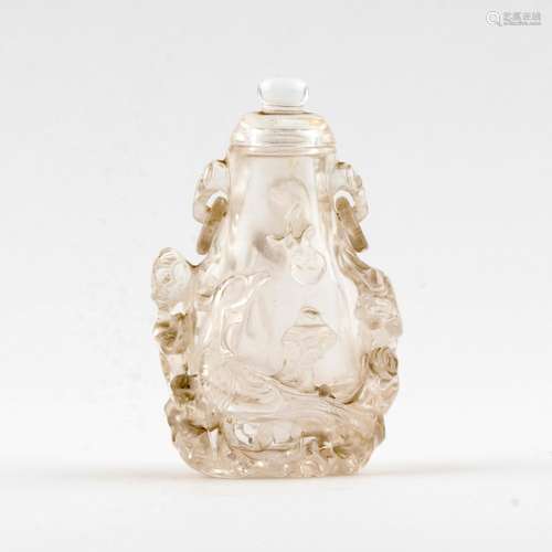 CHINESE CRYSTAL LIDDED VASE