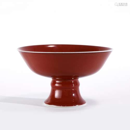 A RED-GLAZED HIGH-FOOT BOWL OF QIANLONG JI