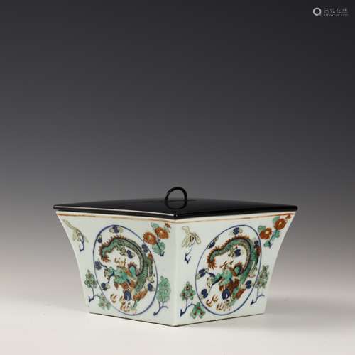 Colorful dragon pattern square bucket container