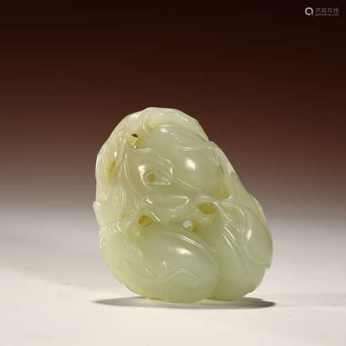 Qing Dynasty Hetian White jade pendan