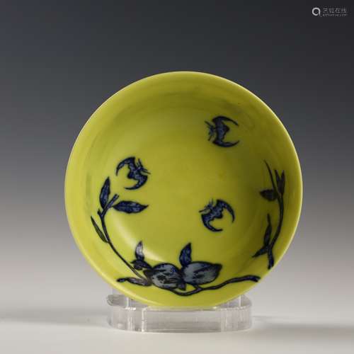 Qing Dynasty blue and white bowl with yellow background