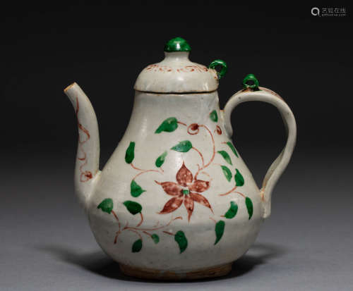 A Chinese pastel pot from the Qing Dynasty