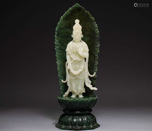 Chinese Qing Dynasty hetian jade guanyin statue