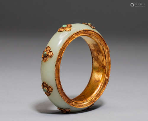 Hetian jade bracelet from The Song Dynasty of China