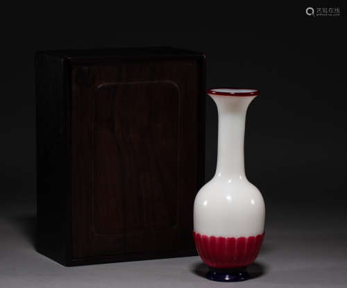 Chinese glazed vase from the Qing Dynasty