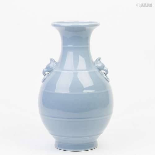 A PORCELAIN VASE