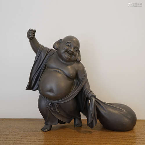 A JAPANESE BRONZE BUDAI BUDDHA STATUE