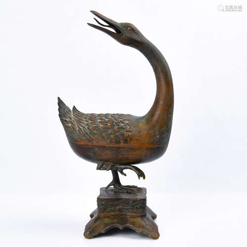 A CHINESE BRONZE DUCK-FORM CENSER