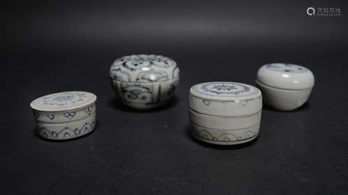 LOT OF 4, FOUR VIETNAM BLUE AND WHITE LIDDED JAR WITH ‘HOI A...