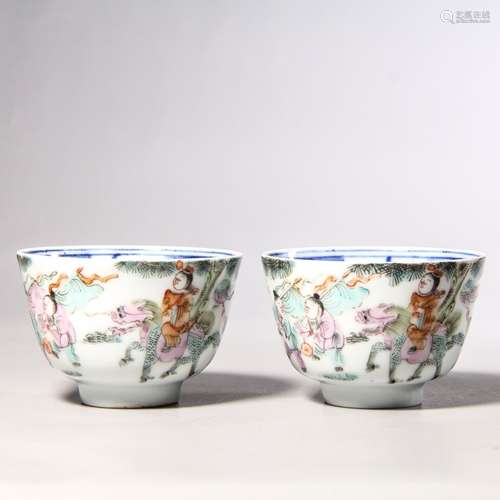 Pair Chinese Famille Rose Porcelain Cups,Mark