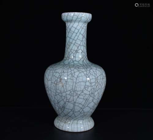 Chinese Ge Ware Porcelain Vase