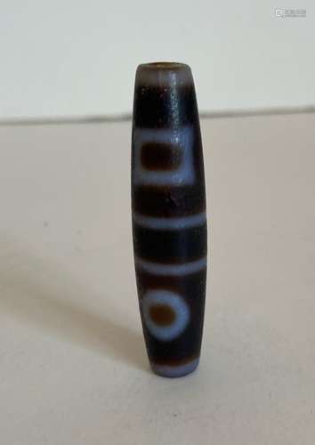 Old Tibetan dZi bead