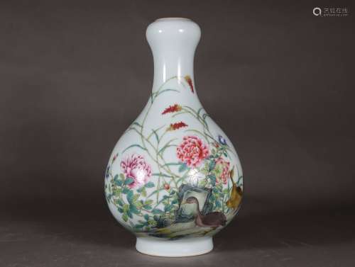 Famille Rose Garlic Bottle with the Pattern of Flowers and B...