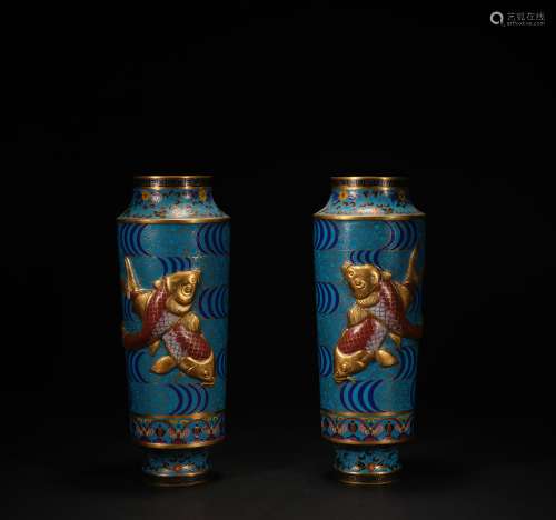 A pair of enamel-painted fishpattern vases
