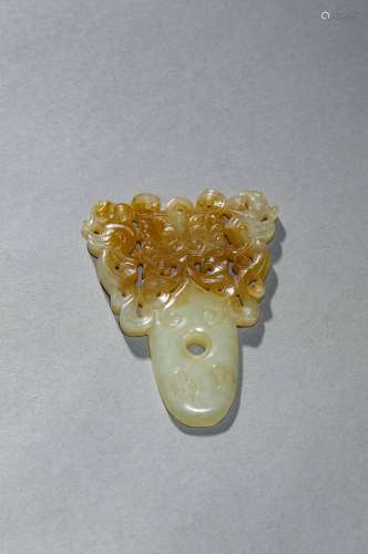 A Chinese Jade Taotie Mask Pendant