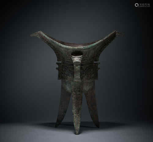 Ancient Chinese bronze cup