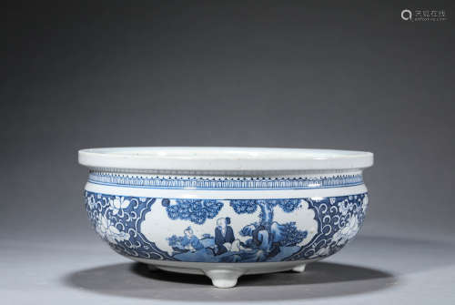 A Chinese Porcelain Blue and White Censer