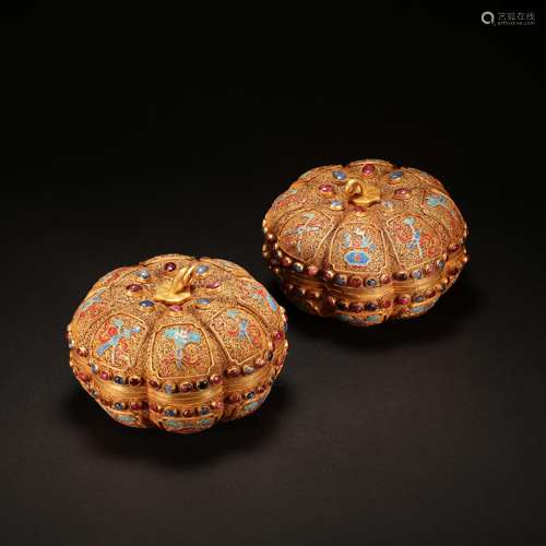 A PAIR OF CHINESE PURE GOLD FILAMENTS INLAID WITH GEMSTONE M...