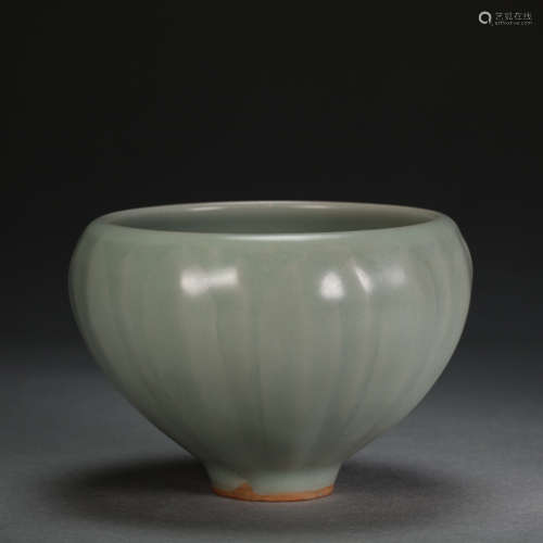 LONGQUAN WARE BO, SONG DYNASTY