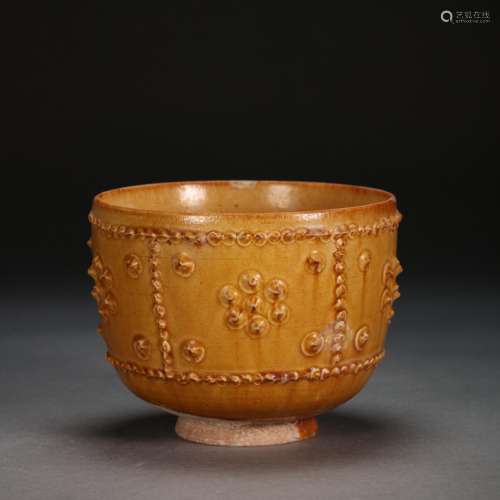 CHINESE TRI-COLORED YELLOW GLAZED BOWL, TANG DYNASTY