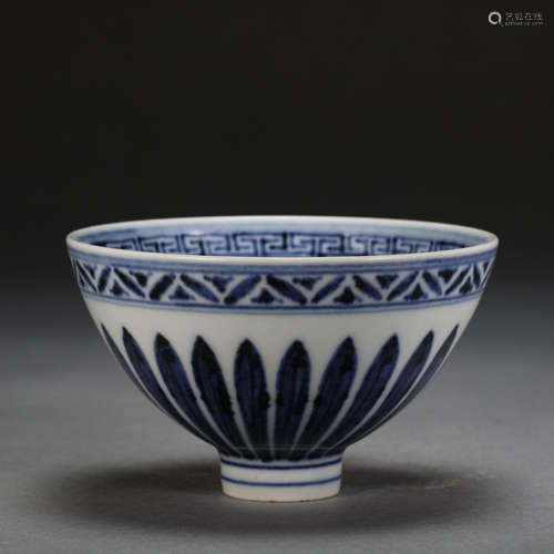 CHINESE BLUE AND WHITE PORCELAIN CHICKEN HEART BOWL, MING DY...